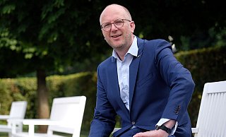 Henning Bökamp, Vorsitzender der FDP-Fraktion im Stadtrat, kündigt überraschend die Auflösung der FDP-Fraktion an. Alle drei Ratsmitglieder geben ihre Mandate zurück. - Thorsten Gödecker