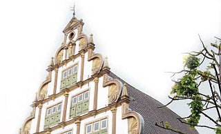 Von außen gar nicht gruselig: Das Hexenbürgermeisterhaus ist ein typisches Beispiel für städtische Architektur der Renaissance im Weserraum. - NW