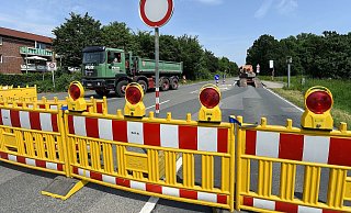 Wegen Sanierungsarbeiten wird die B 239 in Hüllhorst teilweise gesperrt. - Christian Weische