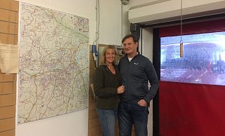 Diese Straßenkarte in der Liegendausfahrt des Krankenhauses hat ERnest und Corinna Danch zur Wanderung angeregt. - Heidi Froreich