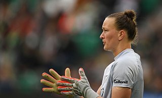 Schaut lieber Frauenfußball: Almuth Schult. - Swen Pförtner/dpa