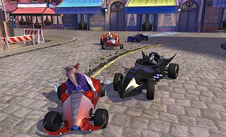 Elefantendame Olivia Eurofant driftet in „Ed & Edda: Grand Prix – Racing Champions“ auf die Pole Position. - Tivola Games