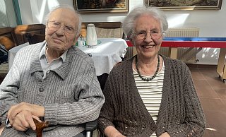 Fritz und Irmgard Lohmeyer feiern im Stephanus-Zentrum ihre Gnadenhochzeit und blicken auf 70 Jahre Eheglück zurück. - Stiftung "Ev. Kirche in Ibbenbüren"