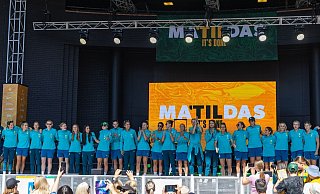 Die australischen Fußballerinnen wurden in Brisbane ausgezeichnet. - Russell Freeman/AAP/dpa