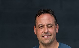 Mit Ex-Bundestrainer Marco Sturm gibt es erstmals einen deutschen NHL-Cheftrainer. - Maximilian Haupt/dpa