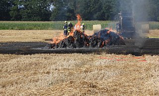 Brand Ballenpresse Greffen Schlömerweg - Guitano Darhoven