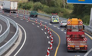 Auf der Autobahn im Bielefelder Süden sowie in Schloß Holte-Stukenbrock behindert drei Tage lang eine Baustelle den Verkehr. - Symbolbild/Archivbild: Jörg Stuke