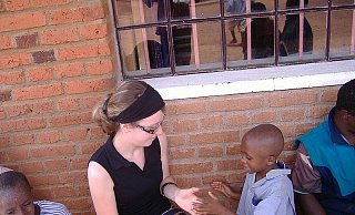 Verena Kühn besuchte in Ruanda ein Waisenhaus.
