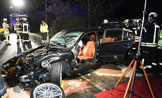 Ein Bielefelder wurde bei dem Unfall lebensgefährlich verletzt. - Andreas Eickhoff