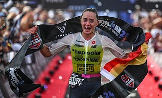 Die bisherige Krönung ihrer Karriere: Der WM-Triumph von Nizza. - Bartlomiej Zborowski/Activ’Images/IRONMAN/dpa