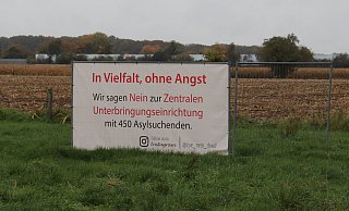 Anlieger der Fläche, auf der das Land eine Zentrale Unterbringungseinrichtung errichten möchte, haben eine Bürgerinitiative gegründet. - Marion Pokorra