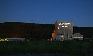 Am Standort des ehemaligen Kernkraftwerkes in Würgassen soll ein Bereitstellungslager für Atommüll aus ganz Deutschland entstehen. Die Bürgerinitiative dagegen hat jetzt ein eigenes Gutachten zur Eignung des Standortes in Auftrag gegeben. - Jannis Grosse