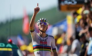 Der Weltmeister war auch bei der EM nicht zu schlagen: Tadej Pogacar. (Archivbild) - Mosa\\\'ab Elshamy/AP/dpa