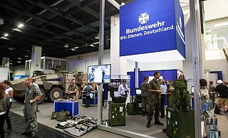 Die Bundeswehr mit einem Stand auf der Gamescom 2015. - picture alliance (Archiv)