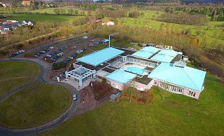 Das Personal der Driburg-Therme hat seine Wachsamkeit erhöht, nachdem dort zweimal hintereinander sonntags Diebe Garderobenschränke aufgebrochen haben. - Jens Reddeker