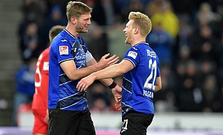Wiedersehen am 12. Oktober: Fabian Klos (l.) und Andreas Voglsammer - imago images/pmk