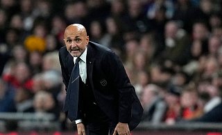 Italiens Trainer Luciano Spalletti steht mit seinem Team unter Druck. - Kirsty Wigglesworth/AP/dpa