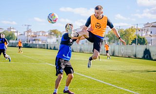 Nach einem auskurierten Kreuzbandriss hatte sich Sebastian Klaas (r.) im Winter-Trainingslager in Spanien in erstaunlich guter Verfassung präsentiert. Im Februar folgte für ihn ein Rückschlag, doch nun steht der SCP-Mittelfeldspieler vor dem Comeback. - Besim Mazhiqi