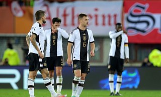 Die deutsche Nationalmannschaft kassierte auch im letzten Länderspiel des Jahres eine Niederlage. - Christian Charisius/dpa