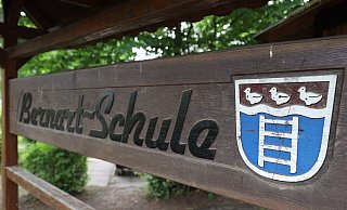 Die Bernart-Förderschule ist seit Sommer 2019 geschlossen. Teile aus dem Inventar sind im Januar 2022 bei Ebay-Kleinanzeigen aufgetaucht. Dafür musste sich der ehemalige Hausmeister verantworten. - Jörg Stuke