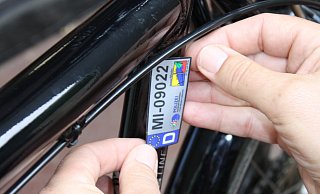 Ein Nummernschild fürs Fahrrad. - Privat