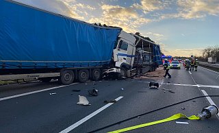 Die A2 ist zwischen Rheda-Wiedenbrück und Gütersloh noch mindestens bis Mitternacht voll gesperrt. - Löschzug Spexard