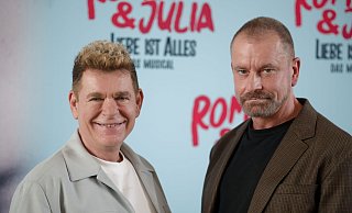 Das Musical «Romeo & Julia – Liebe ist alles» von Peter Plate (links) und Ulf Leo Sommer geht bald auf Tournee. - Henning Kaiser/dpa