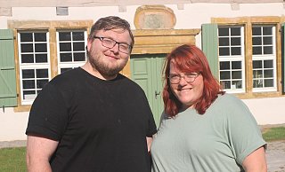 Alexander Grab und Joana Lambracht leiten den neuen Stadtverband Enger-Spenge der Linken. - Jan-Henrik Gerdener