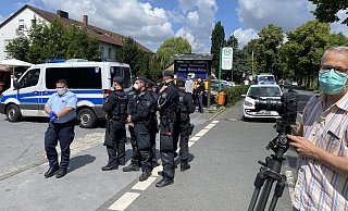 Die Polizei versichert, sie sei mit einer ausreichenden Zahl von Einsatzkräften im Kreis Gütersloh unterwegs. - Martin Krause