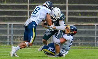 Die Essener Cardinals stoppen die Bielefeld Bulldogs im heimischen Stadion mit 35:24. - Andreas Zobe