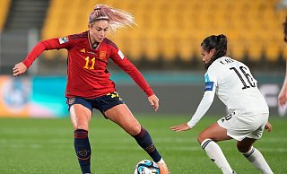 Alexia Putellas muss am linken Knie operiert werden. - John Cowpland/AP/dpa