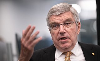 IOC-Präsident Thomas Bach kritisiert die neuen Bundesjugendspiele. - Sebastian Christoph Gollnow/dpa
