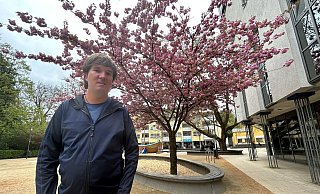 Das Foto von Christoph Heuermann auf dem Linnenbauerplatz ist entstanden, als er seine Familie in der Heimatstadt besucht hat. - Anna-Lena Hinder