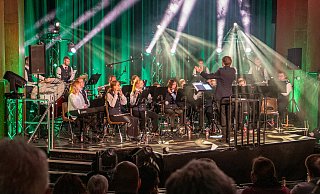 Der Spielmannszug der Feuerwehr Paderborn gab sein fünftes Konzert unter der Leitung von Kyrill Kuzmin in der Aula des Goerdeler-Gymnasiums. - Ralph Meyer