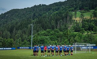 Vor malerischer Bergkulisse hat sich Arminia Bielefeld den Feinschliff für die neue Saison gegeben - Sarah Jonek