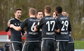 Der SC Verl feierte in Ahlen einen wichtigen Sieg. - raimund vornbäumen