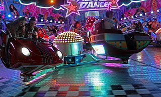 Der Breakdancer darf auf keinem Frühlingsfest in Bünde fehlen. - Felix Eisele