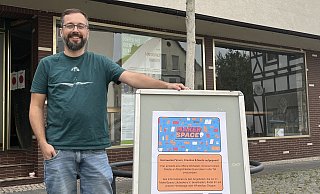 Mit voller Überzeugung dabei: Der erste Vorsitzende des Vereins "MakerSpace Lübbecke e.V.", Nils Beinke-Schulte, war selber schon viel in offenen Werkstätten unterwegs. Jetzt will er zum ersten Mal gemeinsam mit dem Verein selber einen aufbauen. - Amelie Halstenberg