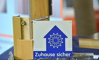 Zuhause sicher ist ein Netzwerk der Polizei und der Fachhandwerker gegen Einbruch - Netzwerk Zuhause sicher