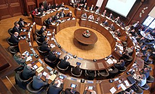 Der Sitzungssaal im Rathaus (Archivbild). - Frank-Michael Kiel-Steinkamp