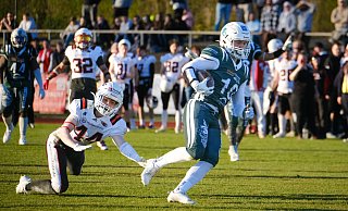Auf und davon: Andreas Schilling auf dem Weg zum Touchdown für die Bulldogs. - Andreas Zobe