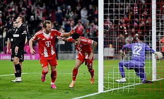 Luis Díaz (M) wird zum Münchner Matchwinner. - Sven Hoppe/dpa