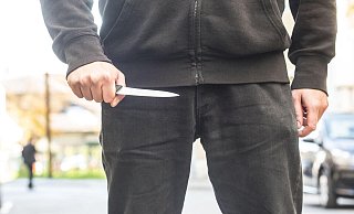 Eine Reihe von Gewalttaten gingen auf das Konto des Güterslohers, der sich nun vor Gericht verantworten musste. - picture alliance / Zoonar /Symbolbild