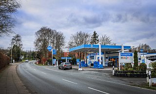 Die Tankstelle an der Kirchdornberger Straße war unter anderem Ziel des Täters.  - Sarah Jonek