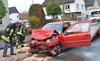 Wegen eines schweren Unfalls war auf der Engerstraße zwei Stunden gesperrt. - Katharina Eisele