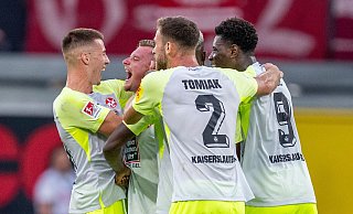 In Paderborn fuhr der 1. FCK seinen zweiten Saisonsieg ein. - David Inderlied/dpa