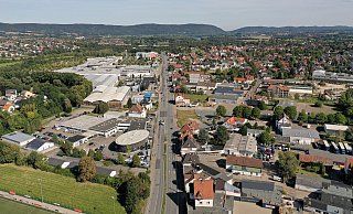 Das städtische Teilstück der Mindener Straße, das am Werre-Park entlangführt, hat nur noch ein Drittel des einstigen Verkehrsaufkommens. Somit steht einem Rückbau auf jeweils eine Spur nichts im Weg. - Jürgen Krüger