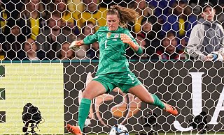 US-Torhüterin Alyssa Naeher hat ihren Rücktritt aus der Nationalmannschaft bekanntgegeben. - Scott Barbour/AP/dpa