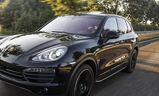 Der Mann am Steuer des Porsche Cayenne gab falsche Personalien an, doch die Polizisten bemerkten Ungereimtheiten und ließen den Fahrer aussteigen. - Symbolfoto: pixabay / Creative Commons