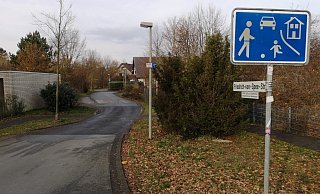 In dieser Spielstraße in Delbrück ereignete sich die Bluttat. - Kristoffer Fillies